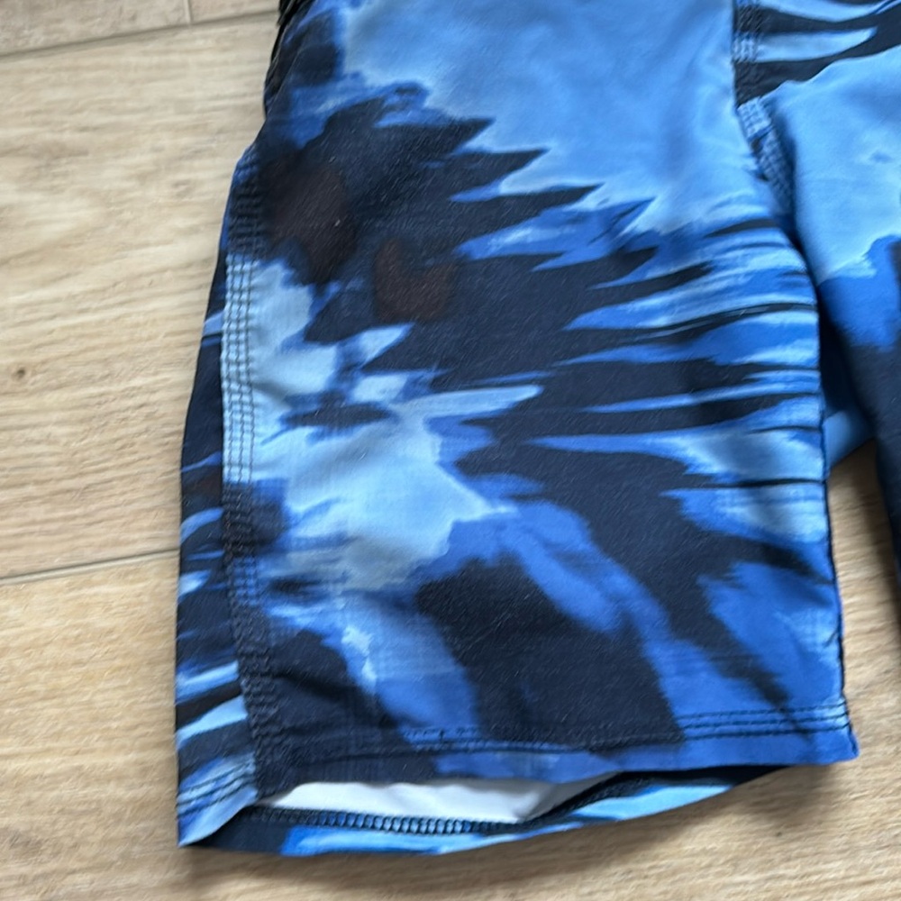 Quicksilver Boys Board Shorts Black Blue Drawstring S Small - Picture 8 of 10
